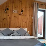 Przy Polanie منزل للإقامة Stronie Śląskie